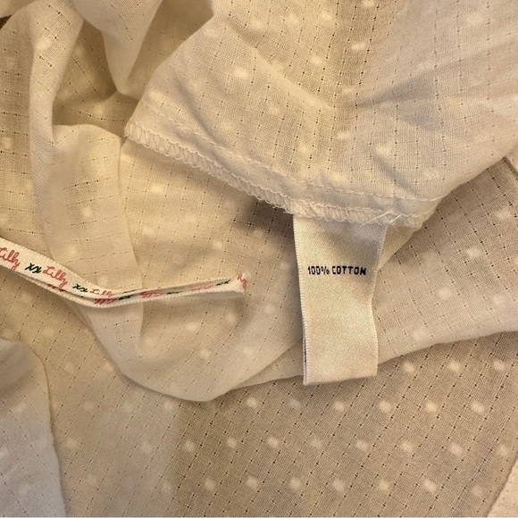 LILLY Pulitzer White Swiss Dot Cotton Embroidered Short Sleeve Blouse Size 0 - Picture 5 of 5